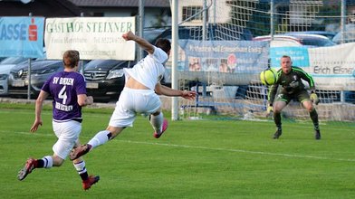 Stefan Steinlechner schießt Kampfmannschaft 1 zu Sieg gegen Brixen Stefan Steinlechner schießt Kampfmannschaft 1 zu Sieg gegen Brixen